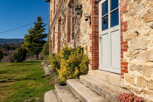 Maison d’hôtes « La Chastanha - Chambre 2 » avec vue sur la montagne