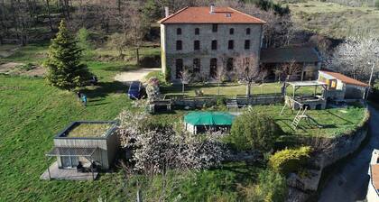 Gästehaus „La Chastanha – Zimmer 2“ mit Bergblick