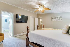 3 dormitoris, planxa i posts de planxar, wifi i roba de llit