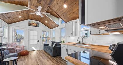 Pet-Friendly Tiny Home with Boat Parking