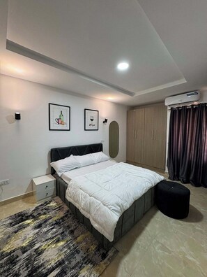 Economy-Zimmer, Balkon, Stadtblick