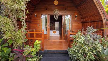 Deluxe Room | Exterior