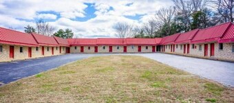 OZARK JUNCTION INN