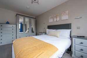 House | Free WiFi - 44 Radnor Road (London)