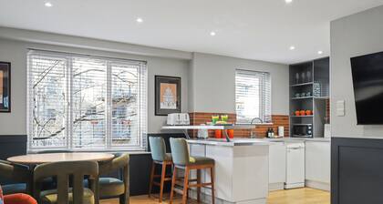 High-End Central Apartment | Walk Everywhere