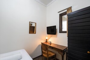 Standard Room - Cove Casavanda (South Tangerang)