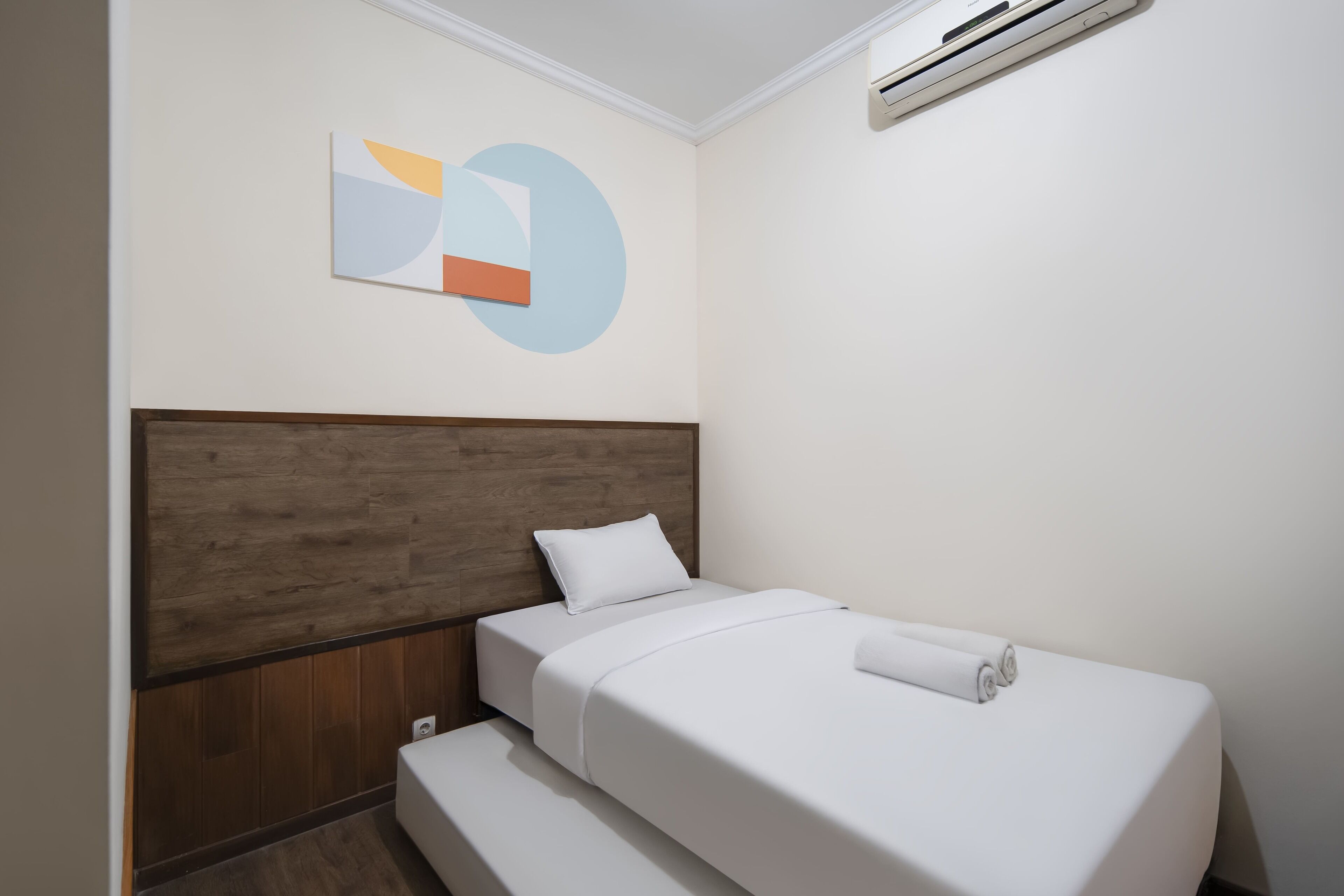 Standard Single Room