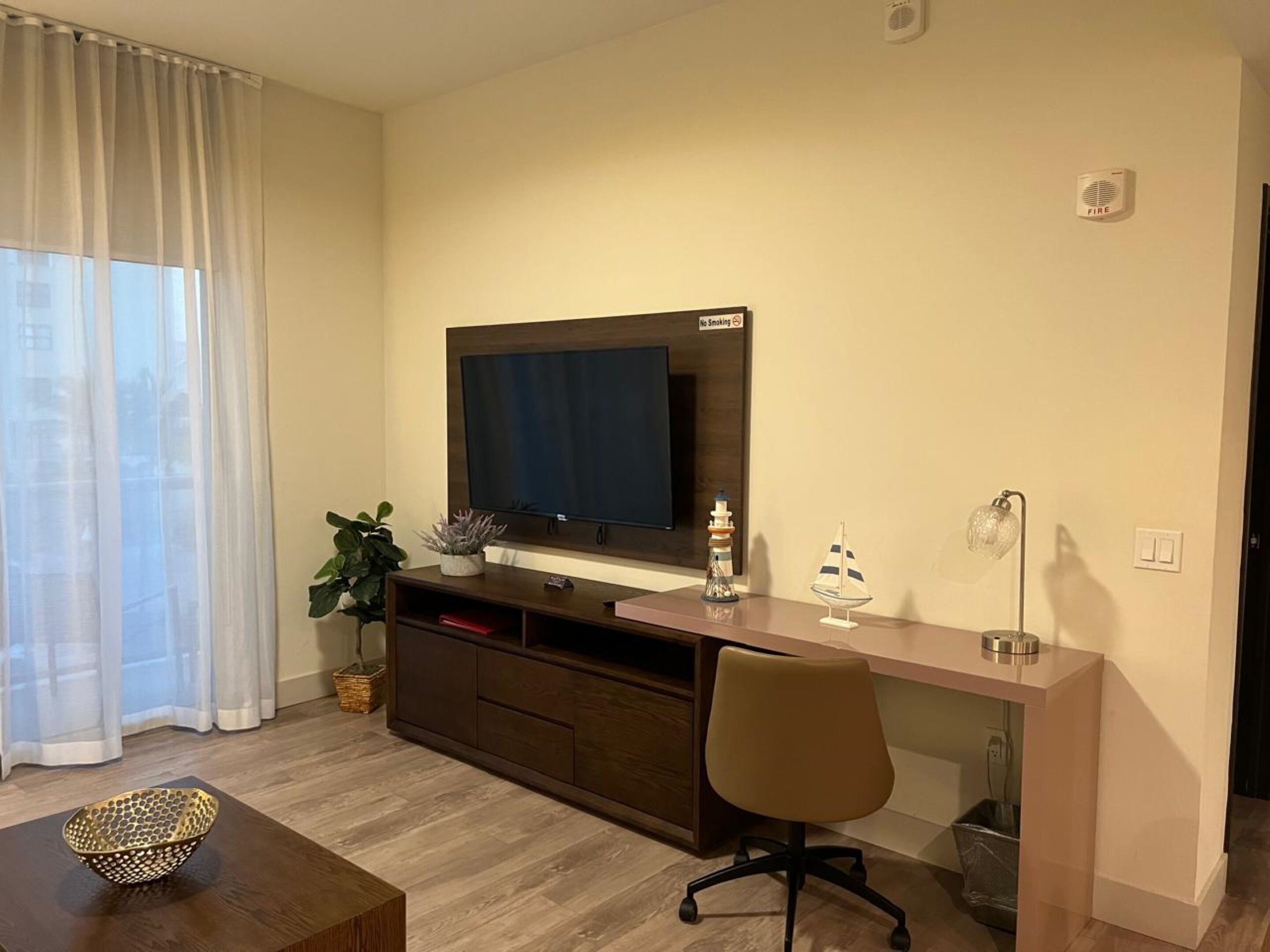 Deluxe-Zimmer, Balkon, eingeschränkter Meerblick | Innenbereich