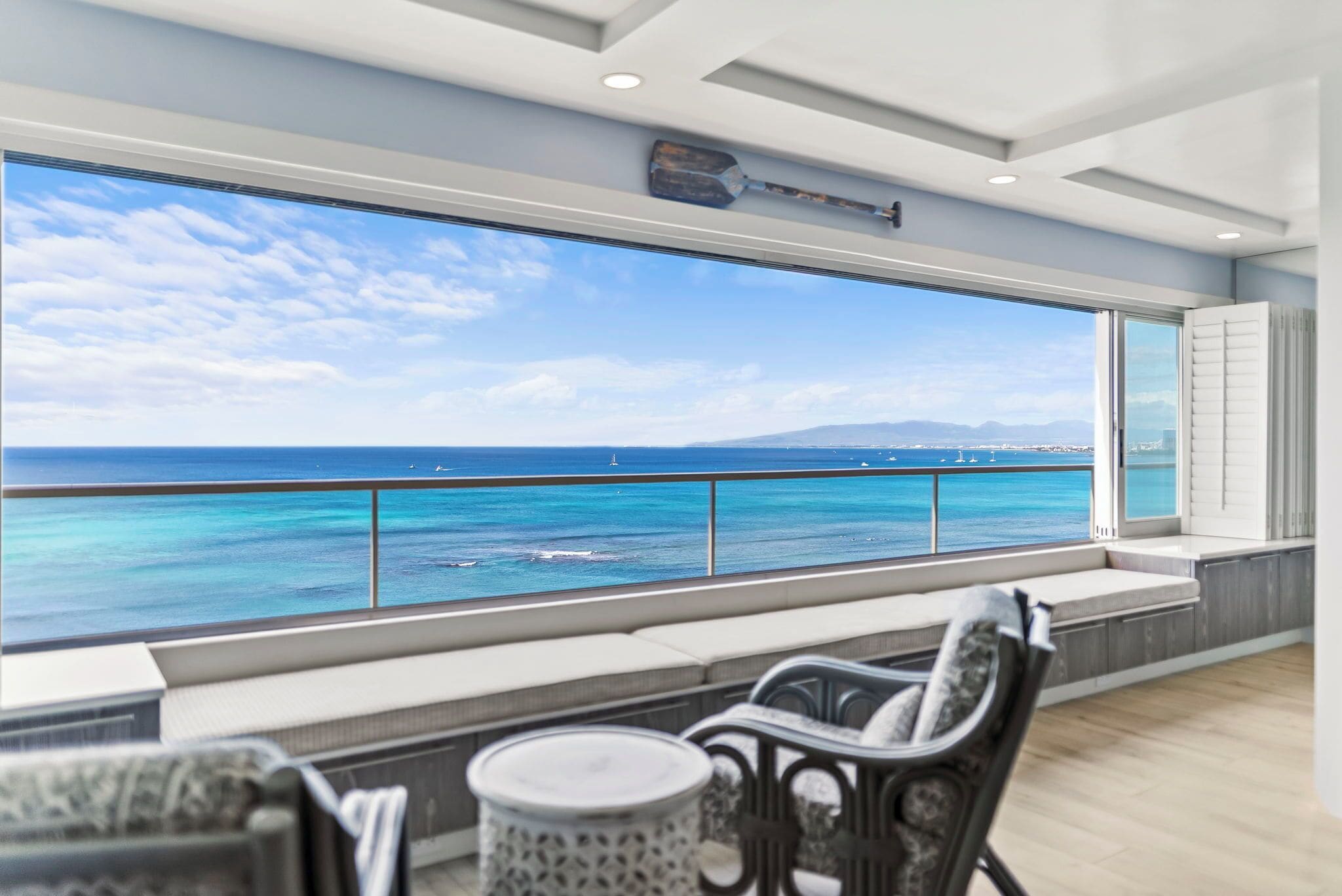 Kaimana Tides at Colony Surf by Gather: Oceanfront Gold Coast Condo w/ Views