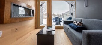 Jolie Vie Wellness Retreat - Water Tiny Home #4