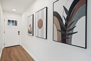 Interior - Cozy Austin Retreat - Mins to Q2 & The Domain (Austin)