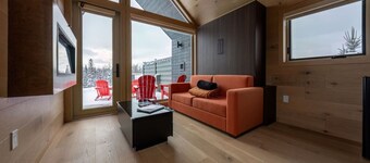 Jolie Vie Wellness Retreat -Fire Tiny Home #1