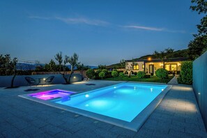 Pool - Villa Nature Embrace (Drum)