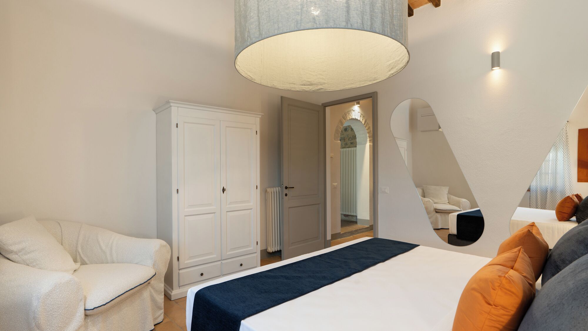 15 chambres, fer et planche à repasser, Wi-Fi gratuit, draps fournis
