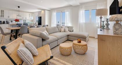 „Los Llanitos Los Gigantes“ mit privatem Pool, Gemeinschaftsterrasse und WLAN