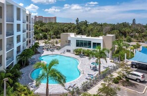 Outdoor pool, a heated pool - Waterfront Coastal Elegance Top Floor at The Strand (Sarasota)
