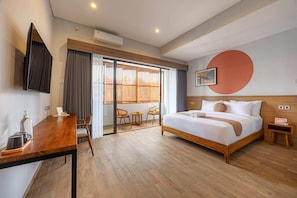 Suite | Free WiFi - Cove Ruma Coliving (Kota Denpasar)