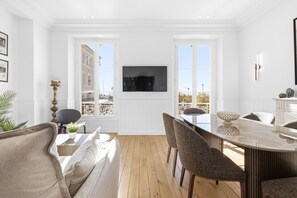 Luokittelematon kuva, 3 kautta 31, painike