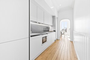Fridge, microwave, oven, dishwasher - riviera signature (Cannes)