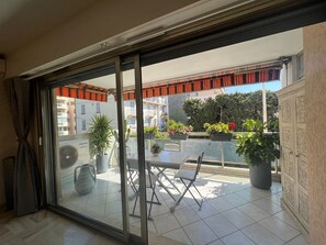 Dining - Alexandra appartement (Cannes)