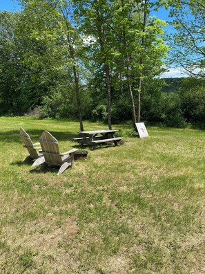 Outdoor dining - Campsite 2. Pleasant campground in Wadhams perfect for your outdoor getaway (Wadhams)