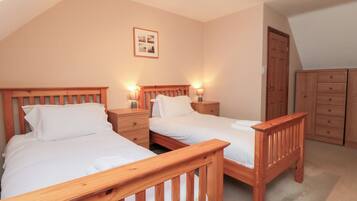 3 bedrooms, individually decorated, individually furnished, free WiFi