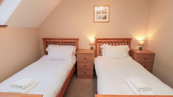 3 bedrooms, individually decorated, individually furnished, free WiFi