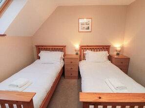 3 kamar tidur dan didekorasi berbeda-beda