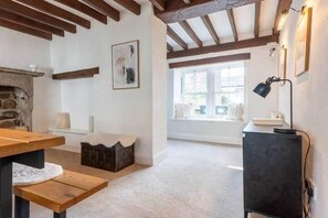 Interior - Hall Gowen, Carnforth (Carnforth)