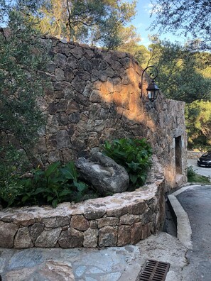 Comfort House, Pool View, Oceanfront | Property grounds - Domaine Santu Matteu (Olmeto)