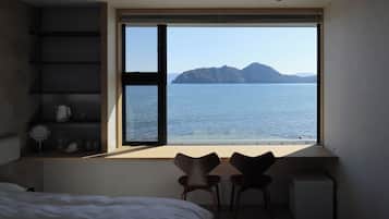 Bureau, espace de travail pour ordinateur portable, Wi-Fi gratuit