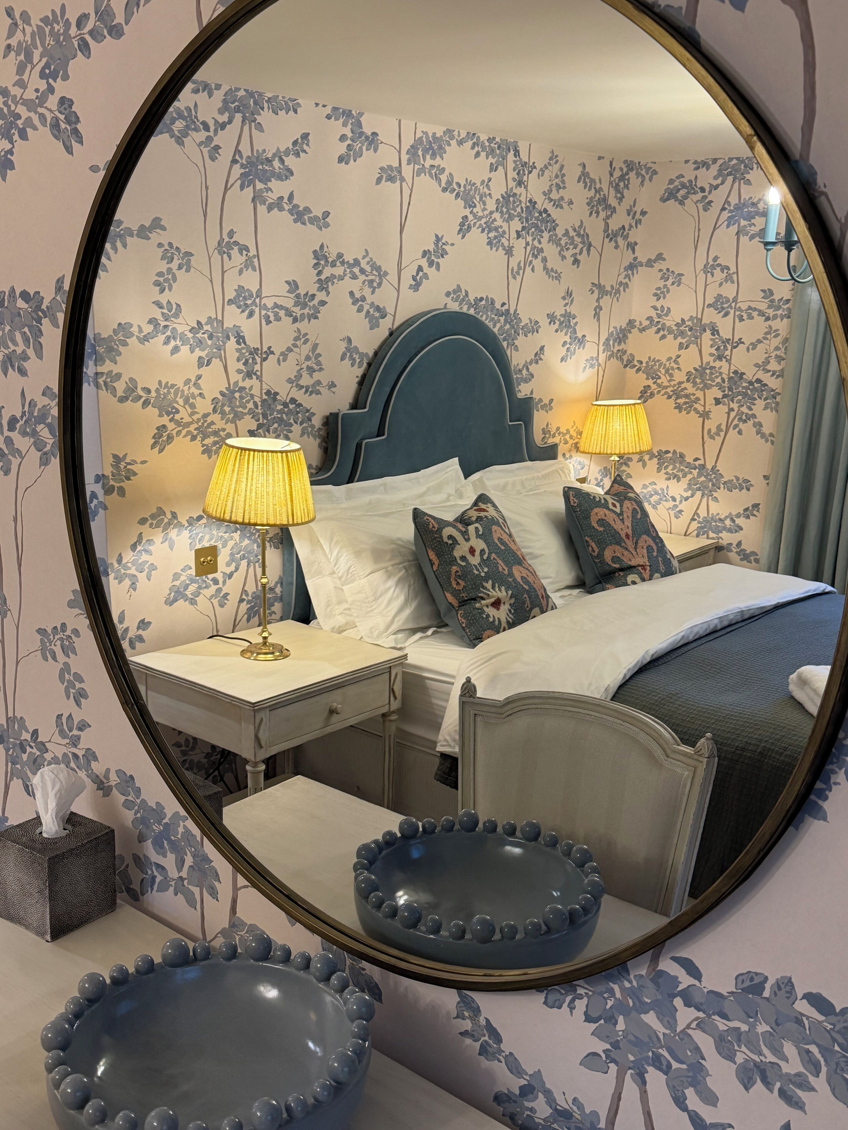 2 bedrooms, in-room safe, iron/ironing board, free WiFi