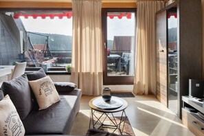 TV - Neu Surki with Loggia and Sun Terrace (Schluchsee)