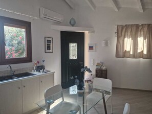 Interior - WONDERFUL SUITE ON SIVOTA BAY (SIVOTA BAY LEFKADA)