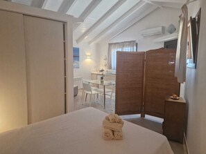 Internet, bed sheets - WONDERFUL SUITE ON SIVOTA BAY (SIVOTA BAY LEFKADA)