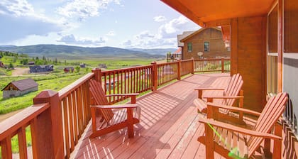 Mountain Retreat Near Granby Ranch | Hot Tub and Views