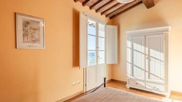 2 Schlafzimmer, BĂŒgeleisen/BĂŒgelbrett, Reisekinderbett, kostenloses WLAN