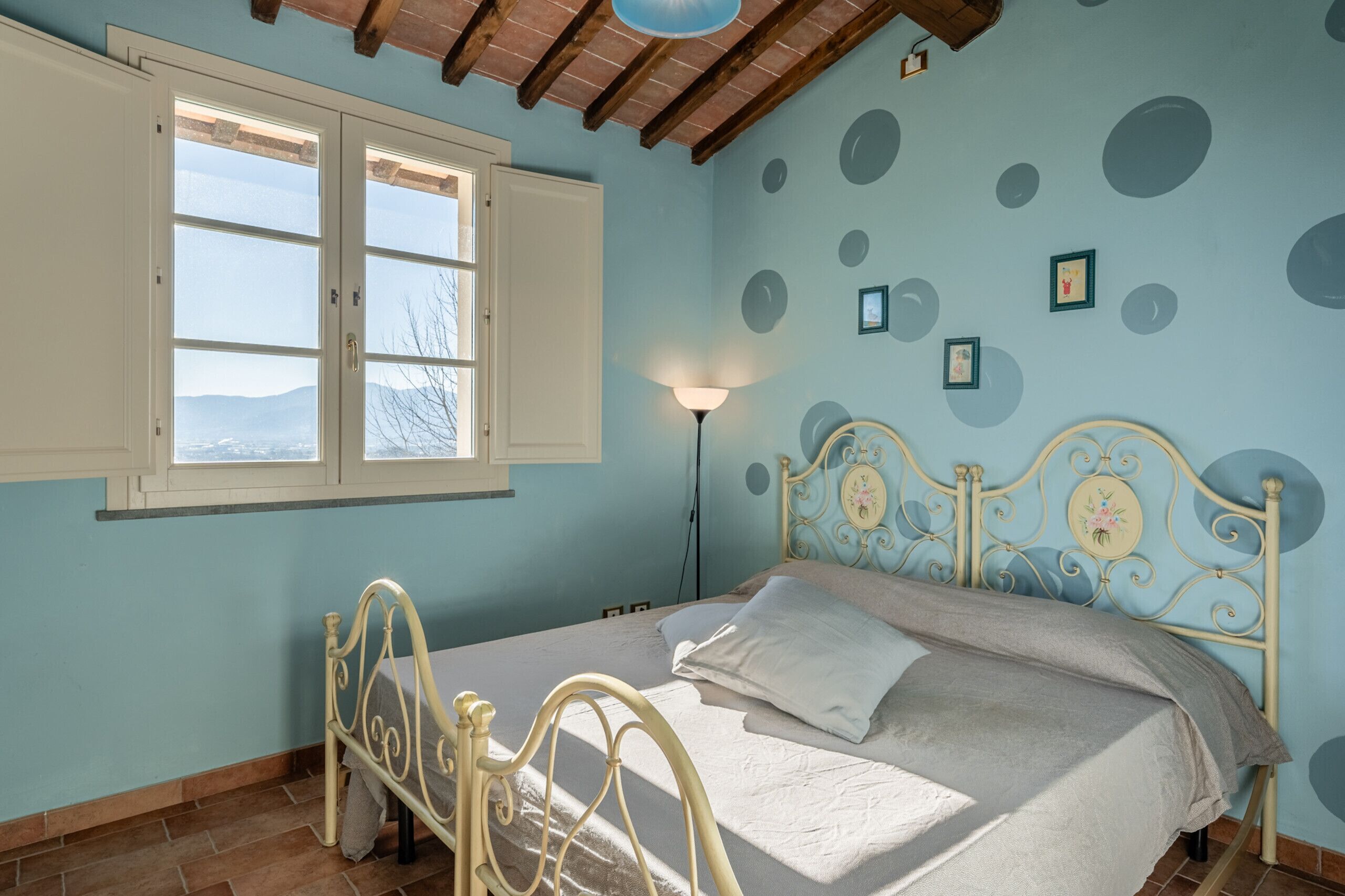 3 chambres, fer et planche à repasser, lit parapluie, Wi-Fi gratuit