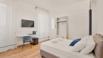 Bureau, espace de travail pour ordinateur portable