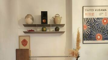 3 makuuhuonetta, silitysrauta/-lauta, Wi-Fi, vuodevaatteet