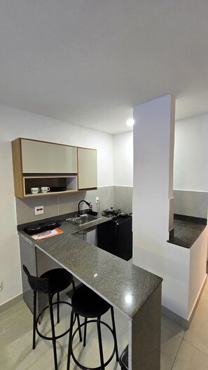 Private kitchen - Modern and secure studio in the heart of downtown Rio. (Rio de Janeiro)