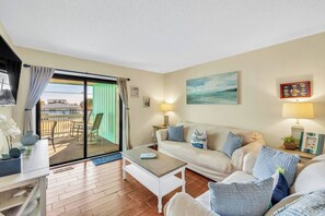 Smart TV, video games