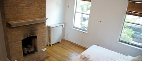 3 chambres, fer et planche à repasser, accès Internet, draps fournis