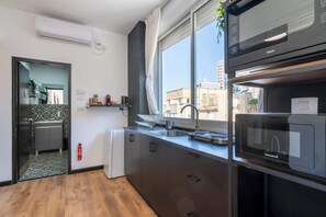 Microwave, oven, stovetop