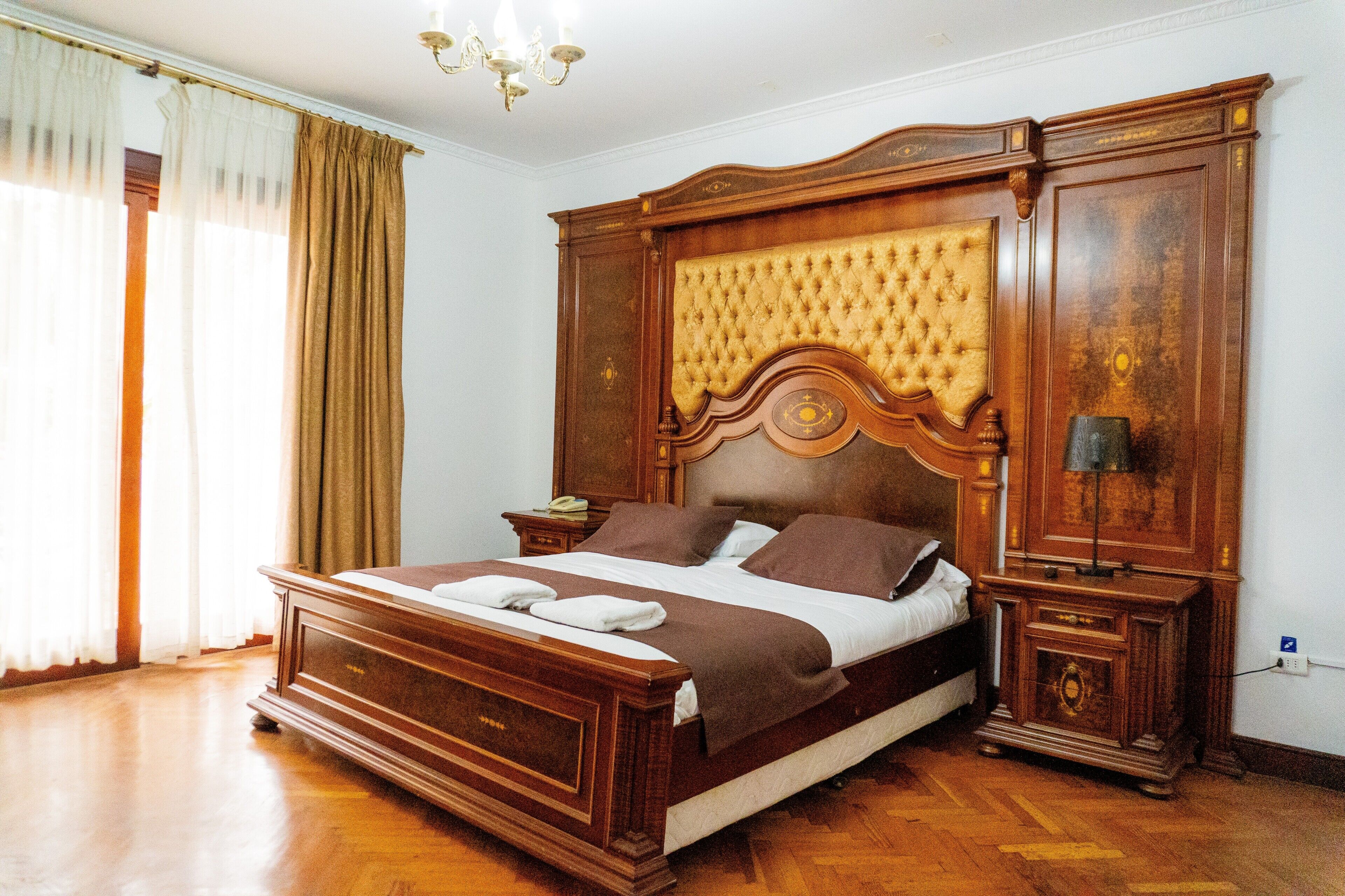 Comfort Suite, Balcony, City View