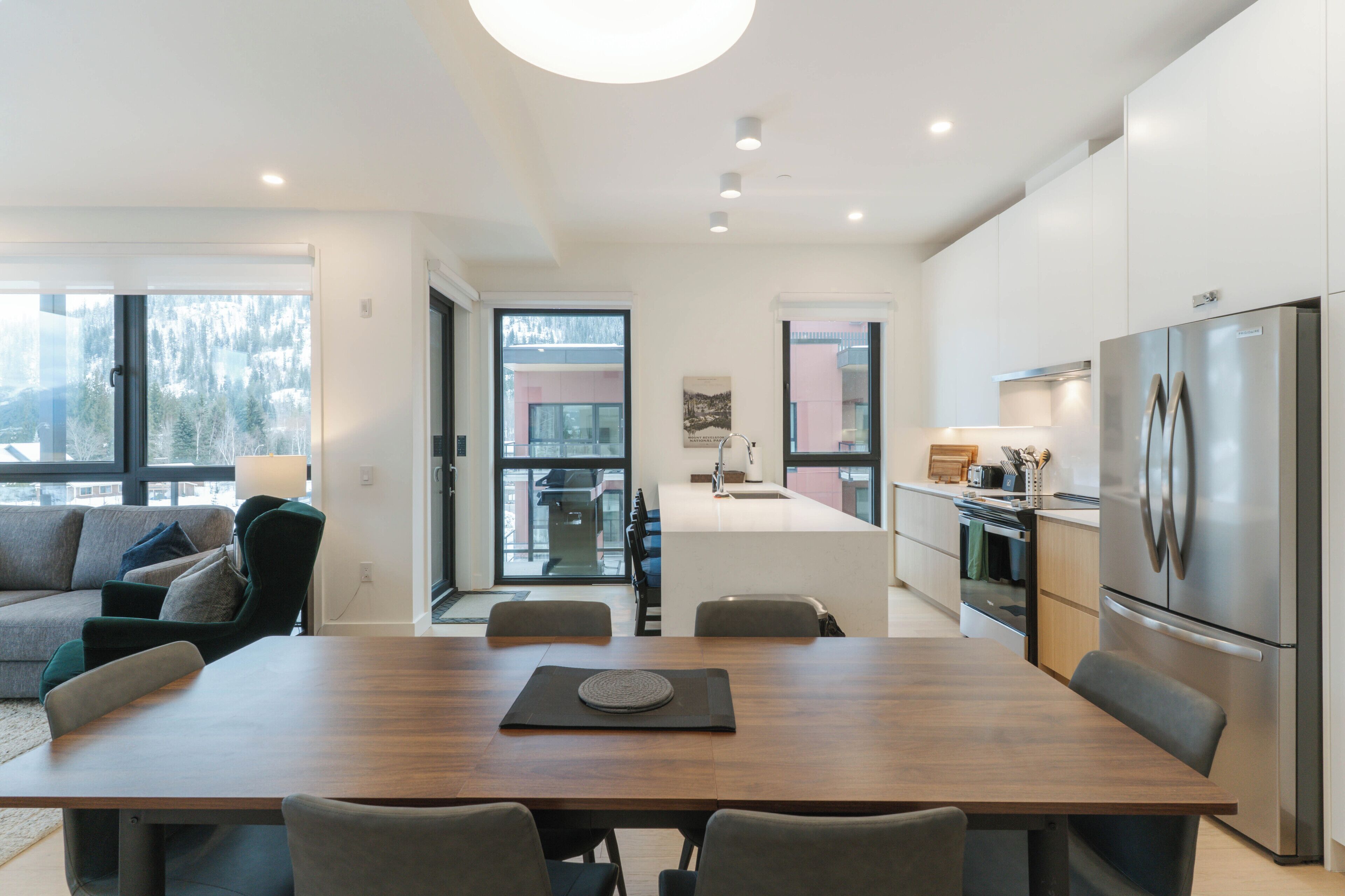 ラグジュアリー コンドミニアム マウンテンビュー | 内装