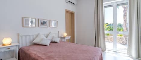 1 chambre, bureau, Wi-Fi, draps fournis