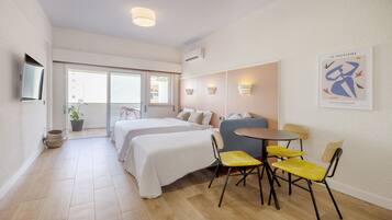 Iron/ironing board, free WiFi, bed sheets