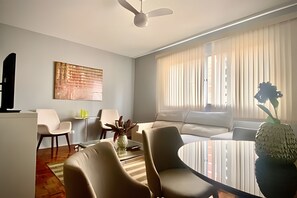 Apartamento standard | Área de estar