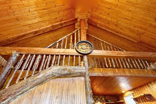 Turner Escape Cabins #2